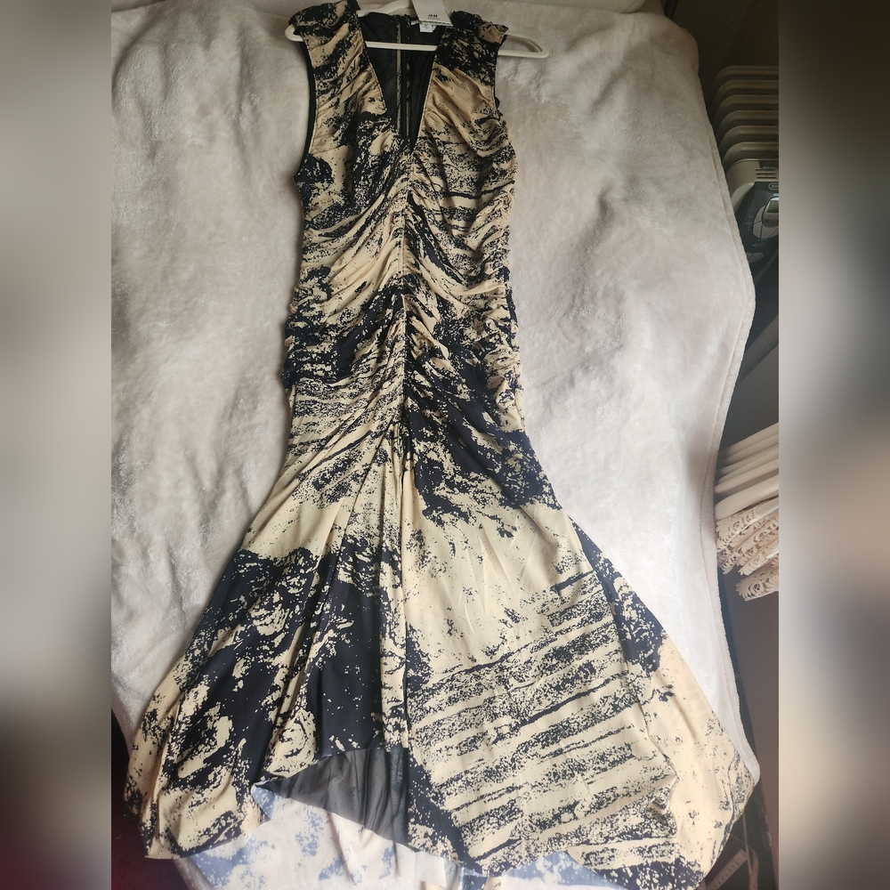 H&M STUDIO Resort Collection Mesh PATERNED Light Yellow Black Dress Sz XXL BNWT - Picture 10 of 15